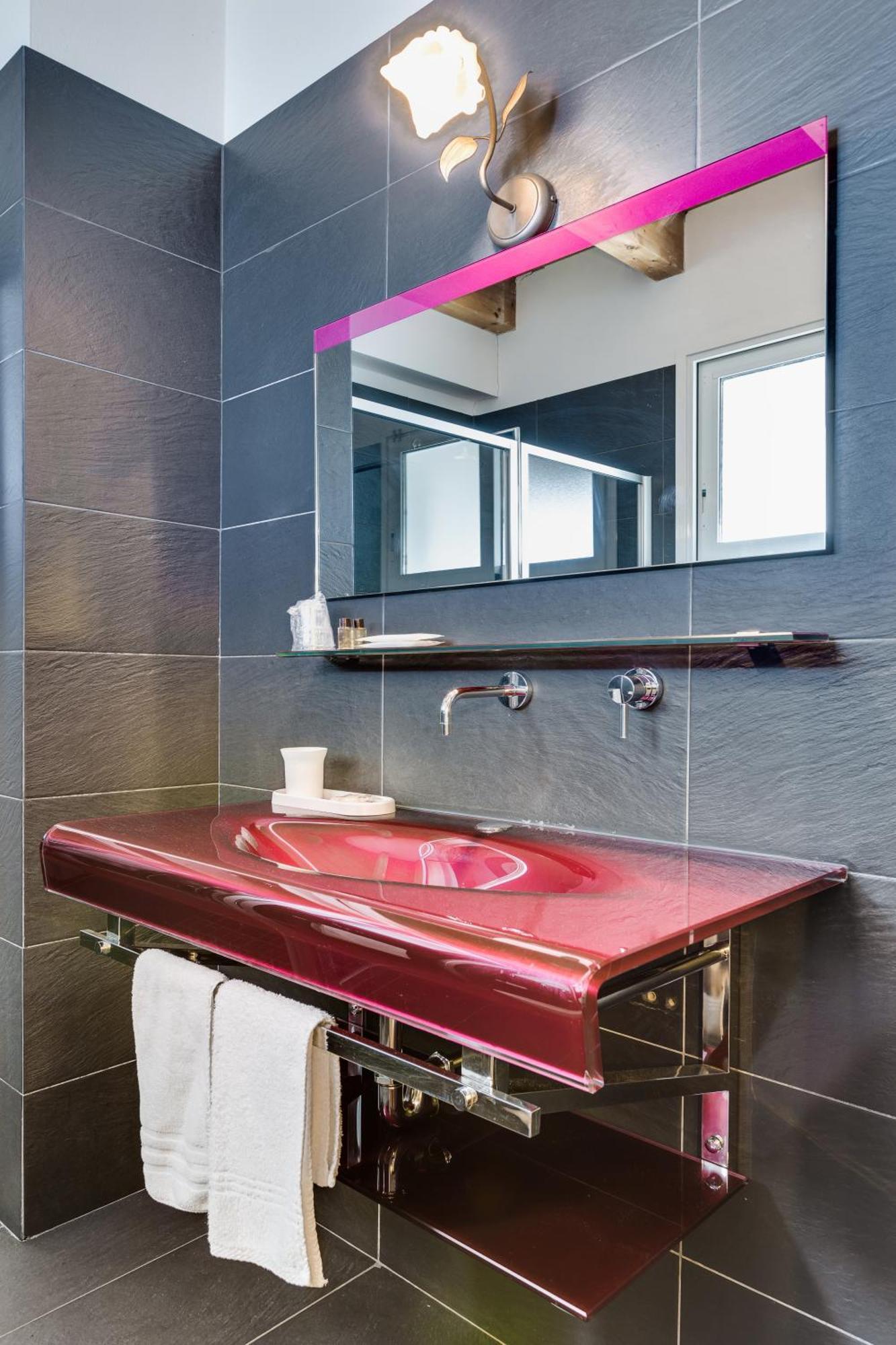 לידו די ג'סולו Hotel Manila חדר תמונה