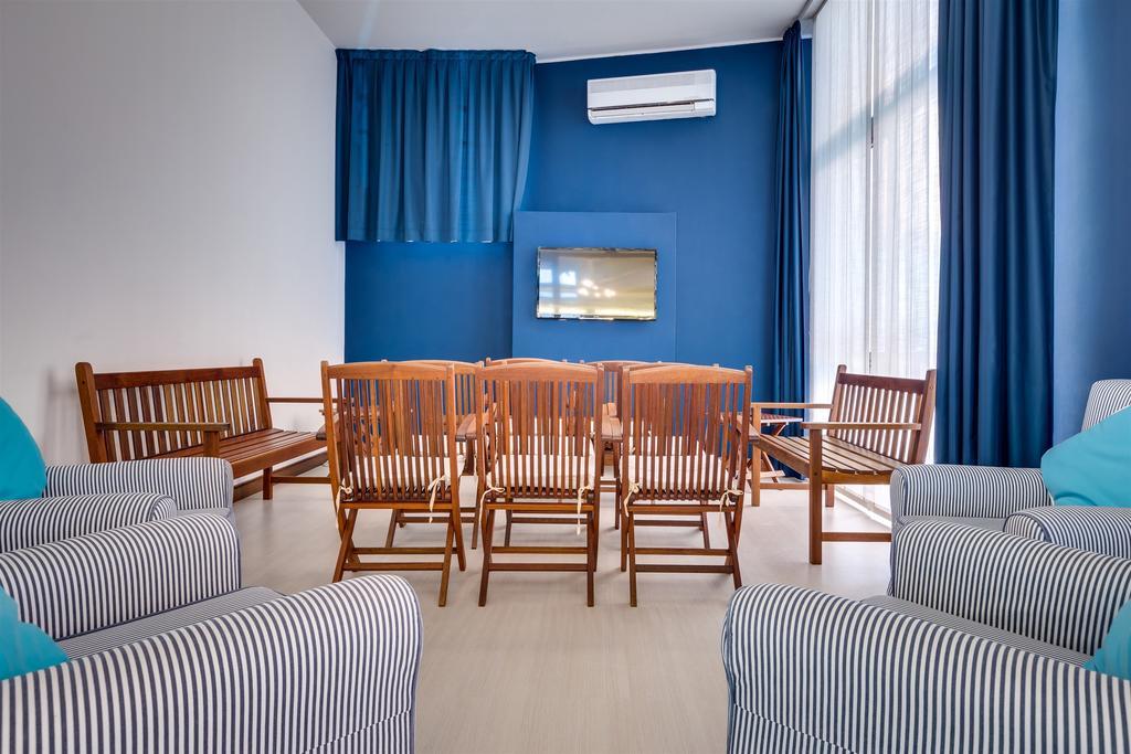 לידו די ג'סולו Hotel Manila מראה חיצוני תמונה