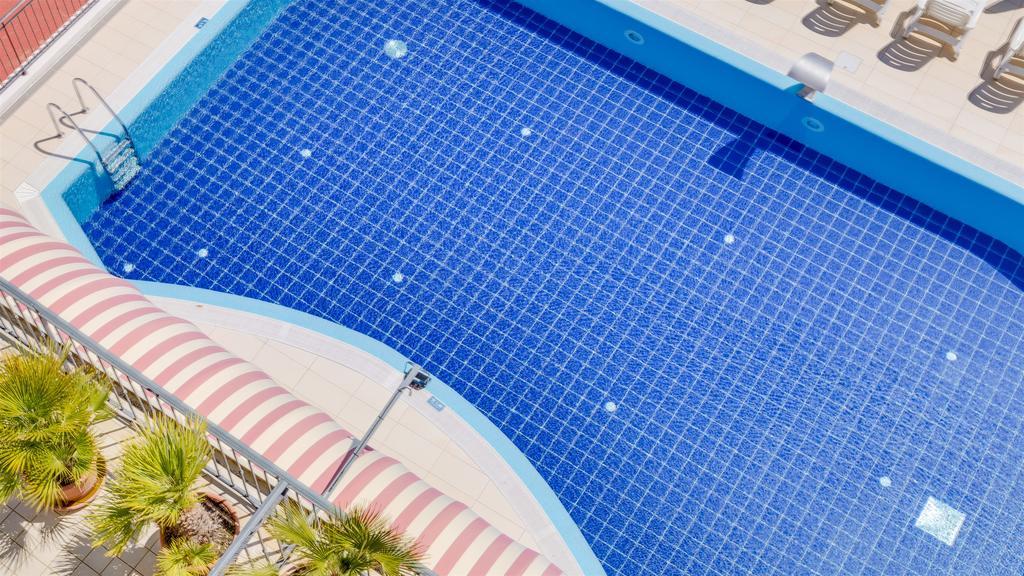 לידו די ג'סולו Hotel Manila מראה חיצוני תמונה