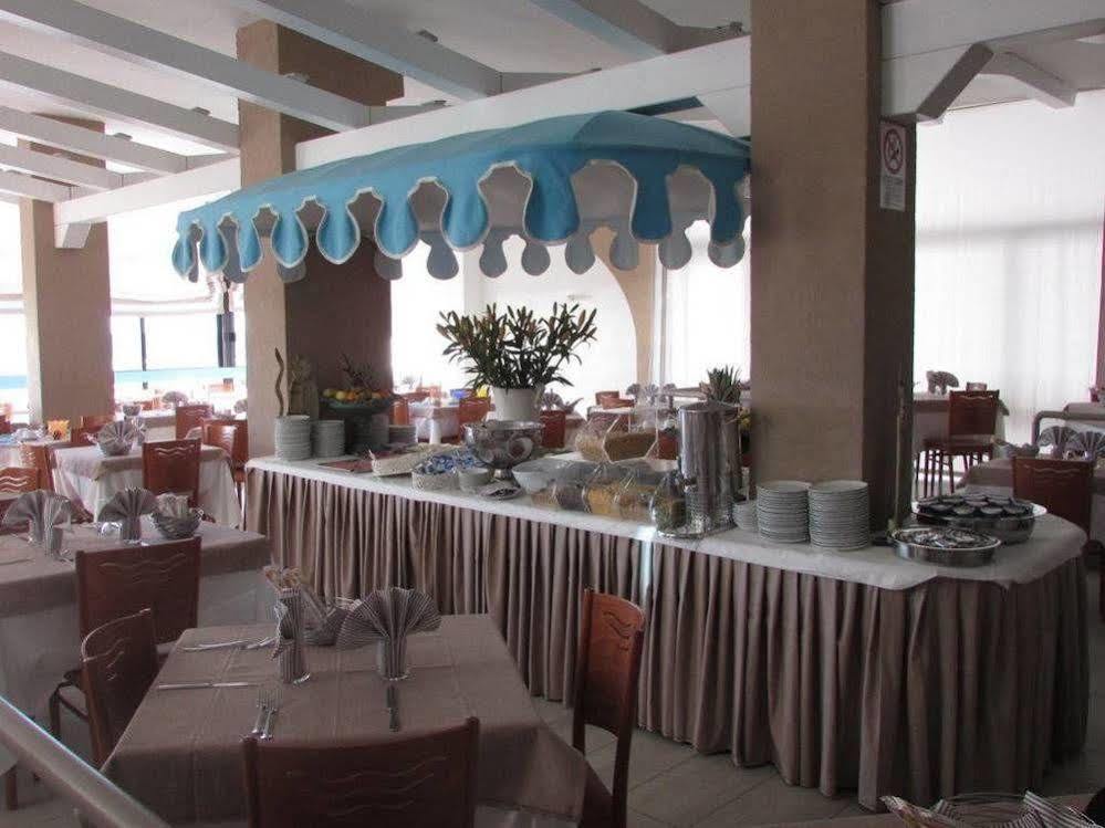 לידו די ג'סולו Hotel Manila מראה חיצוני תמונה